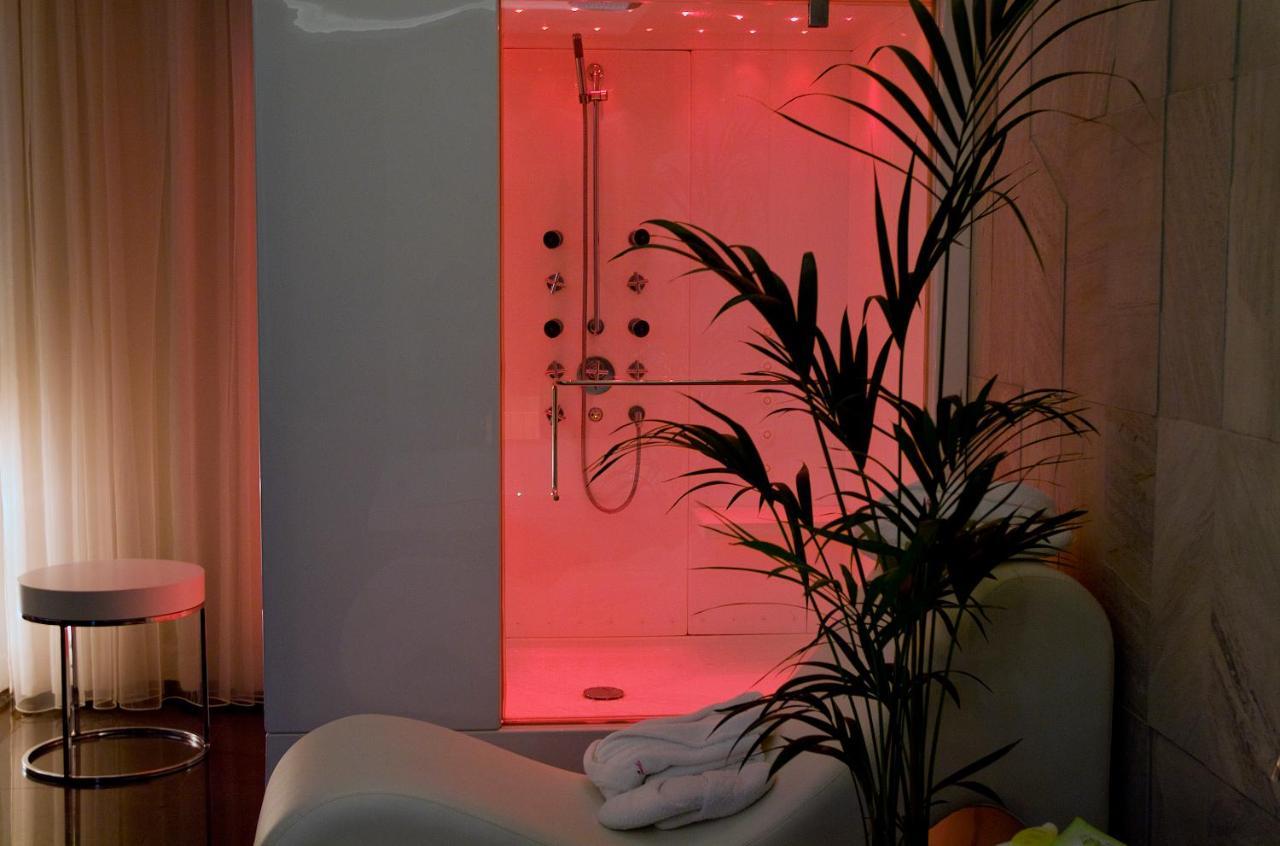 Motel Flamingo Perafita ภายนอก รูปภาพ