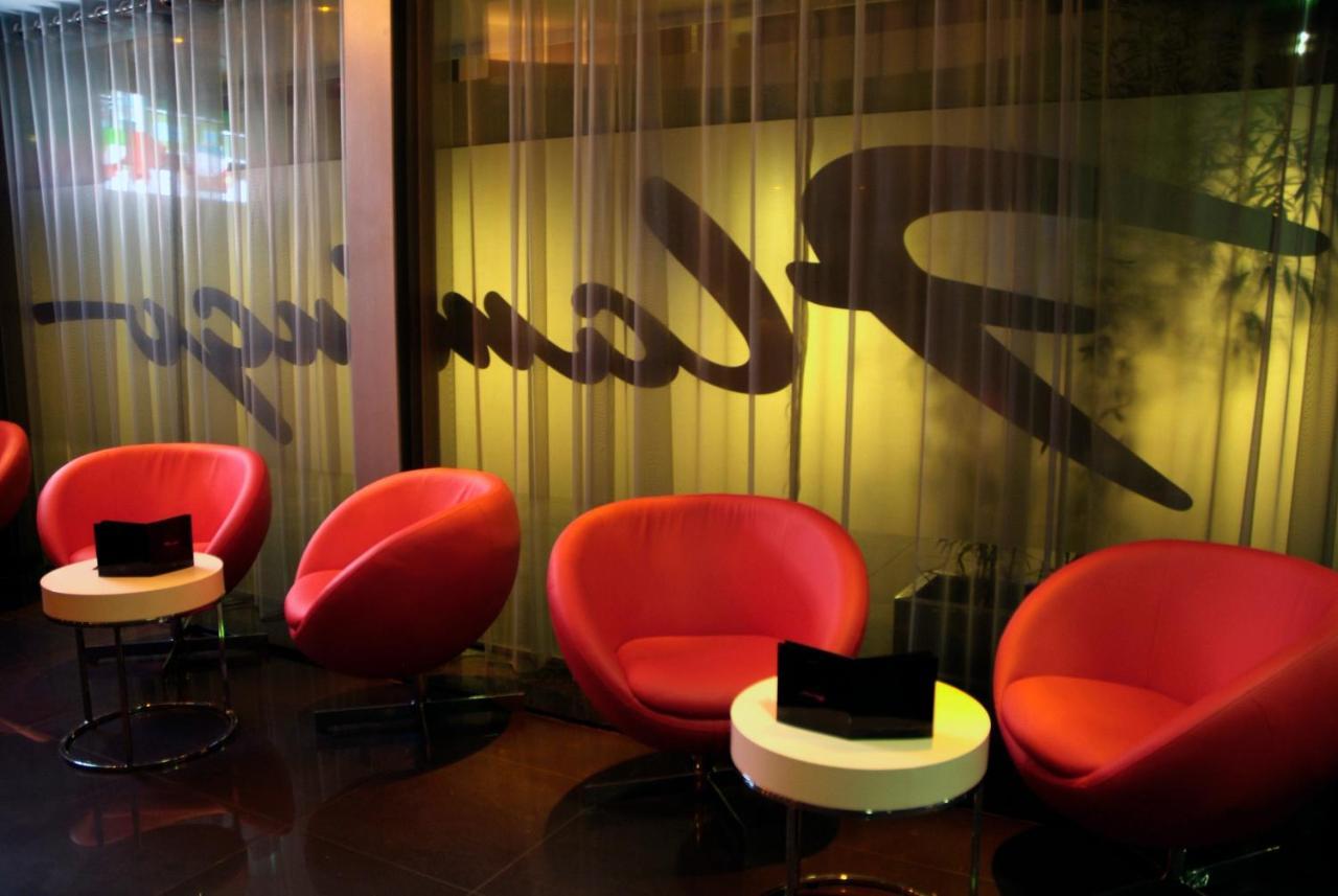 Motel Flamingo Perafita ภายนอก รูปภาพ